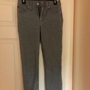 Pin stripe madewell jeans. Size 24